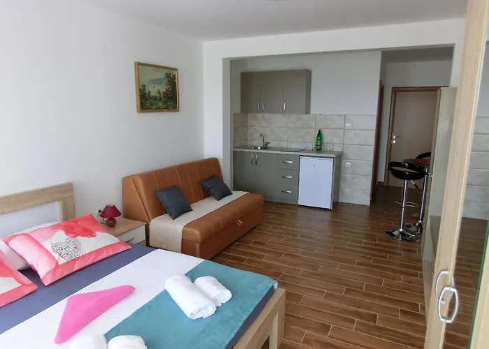 Villa Slovenika